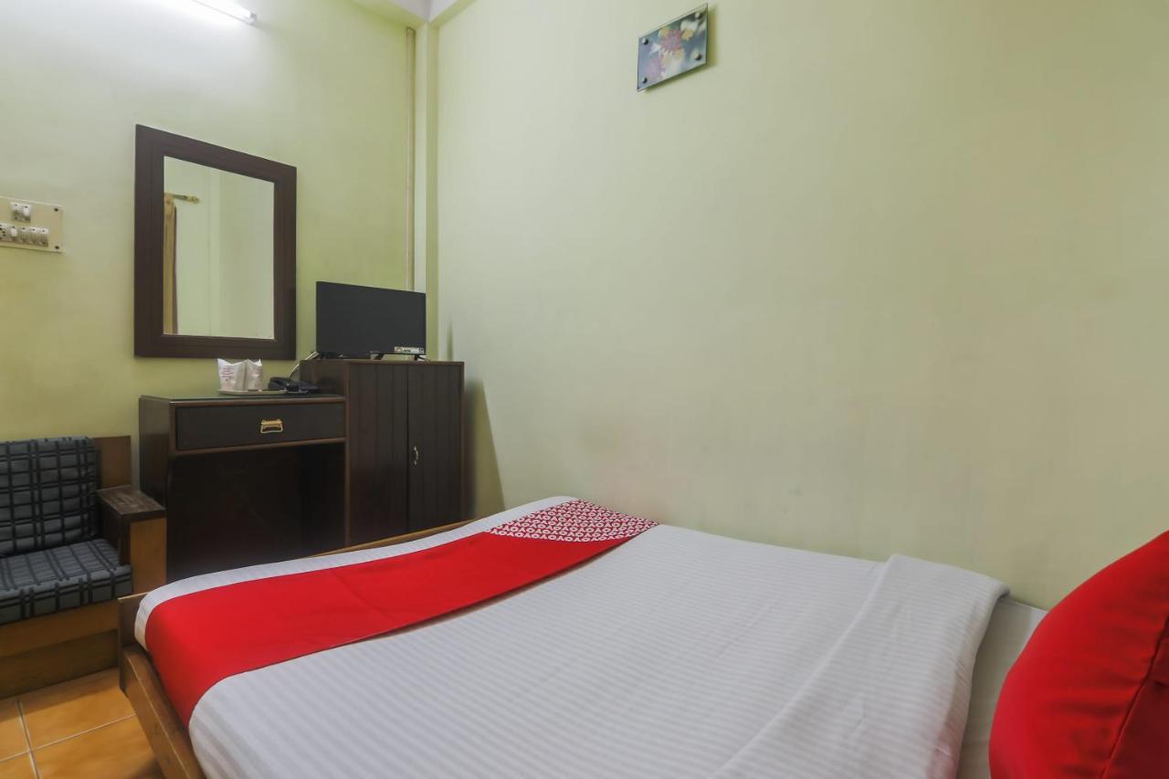 โอโย 27059 โฮเต็ล แกรนด์ซิตี้ Hotel Tezpur ภายนอก รูปภาพ