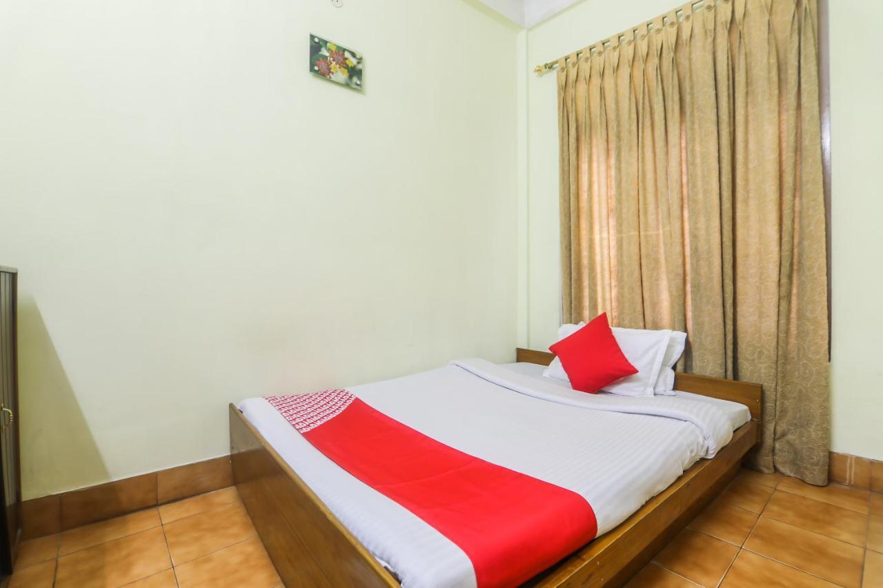 โอโย 27059 โฮเต็ล แกรนด์ซิตี้ Hotel Tezpur ภายนอก รูปภาพ